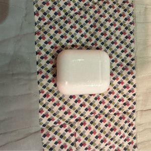 Apple 2 AirPods great shape